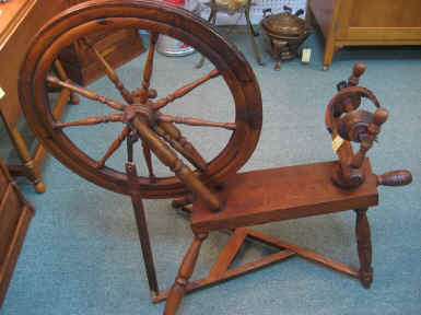spinning wheel.JPG (579795 bytes)