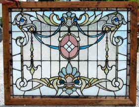 stained glass.jpg (129432 bytes)