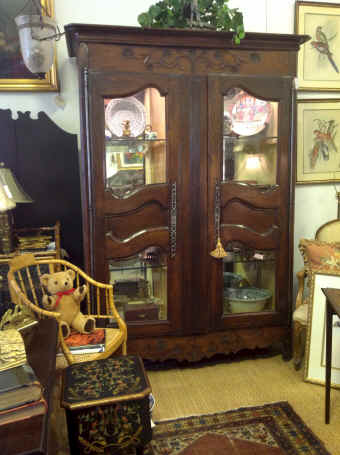 french armoire from normandy.jpg (1093494 bytes)