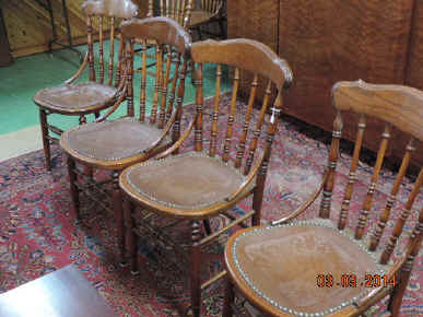chairs.JPG (78379 bytes)