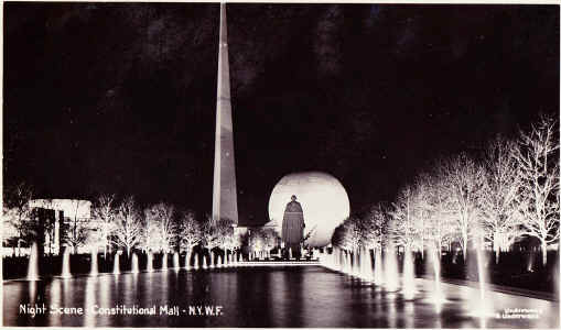 1939 NYWF Night Scene300.jpg (354027 bytes)