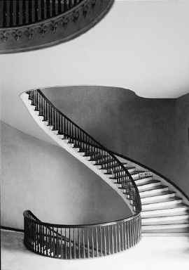 cantilevered spiral staircases designed by Horace King..jpg (60976 bytes)